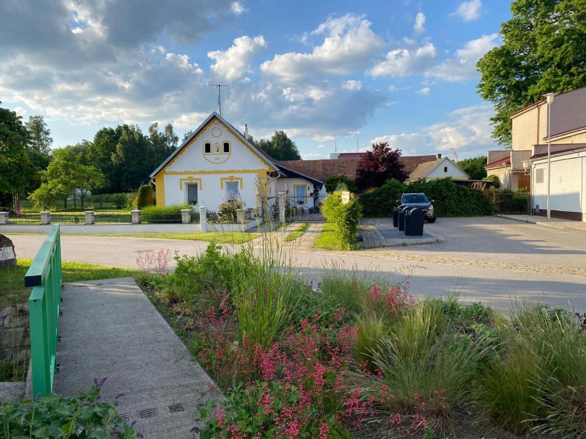 Apartman Beniskovec, Suchdol Nad Luznici Buitenkant foto